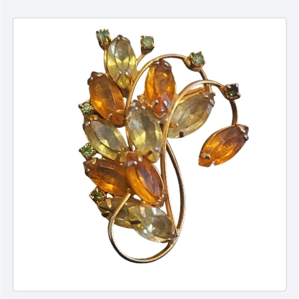 Rare Vintage 1960 Floral Swirl Navette Green Rhinestones JULIANA 2" Brooch